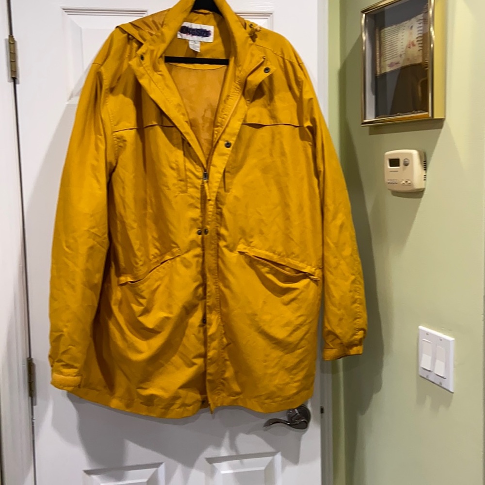 Yellow light weight rain jacket size XL